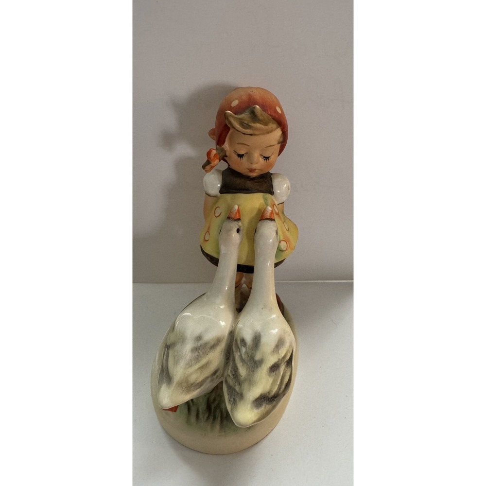 HUMMEL GOEBEL FIGURINE "Goose Girl" #47 3/0 | W. GERMANY